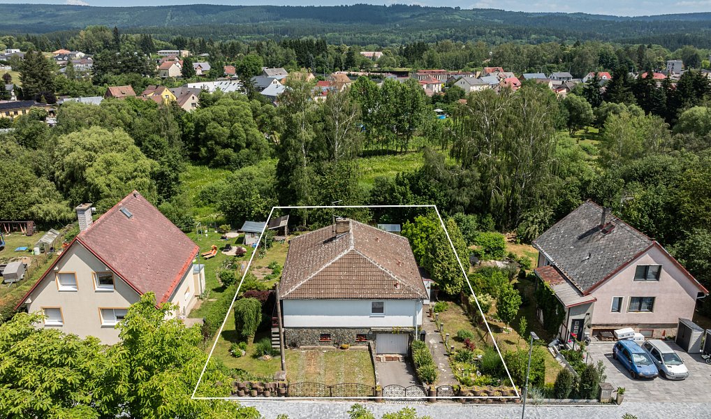 Prodej domu 244 m² s pozemkem 948 m², Velká Hleďsebe – náhled fotky 9