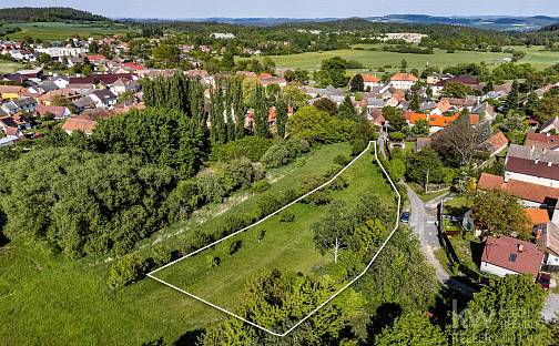 Prodej stavebního pozemku 2 805 m², Kozárovice, okres Příbram