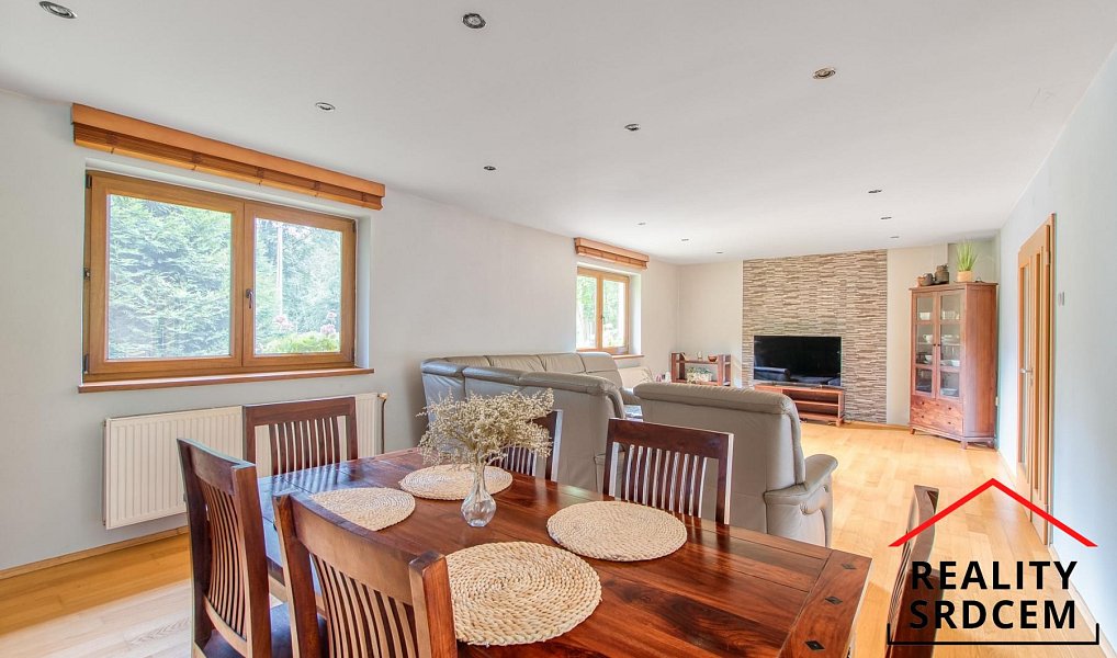 Prodej domu 170 m² s pozemkem 921 m², Bystřice – náhled fotky 7