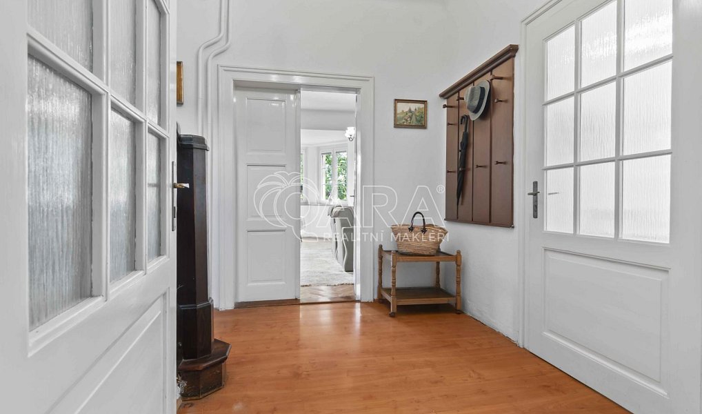 Prodej domu 244 m² s pozemkem 1 821 m², Roztoky – náhled fotky 14