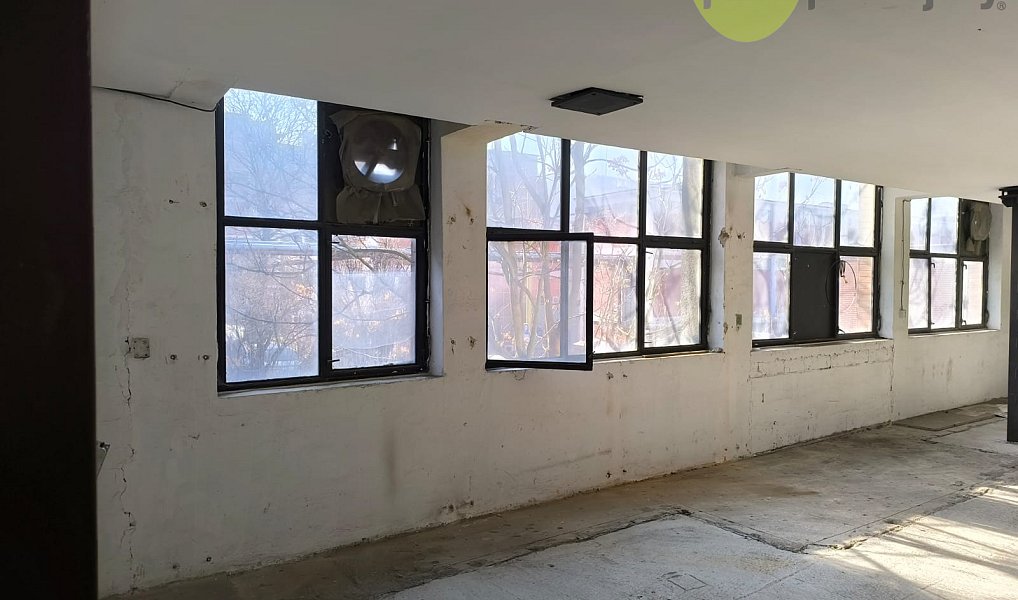 Pronájem skladovacích prostor 521 m², Zlín – náhled fotky 7
