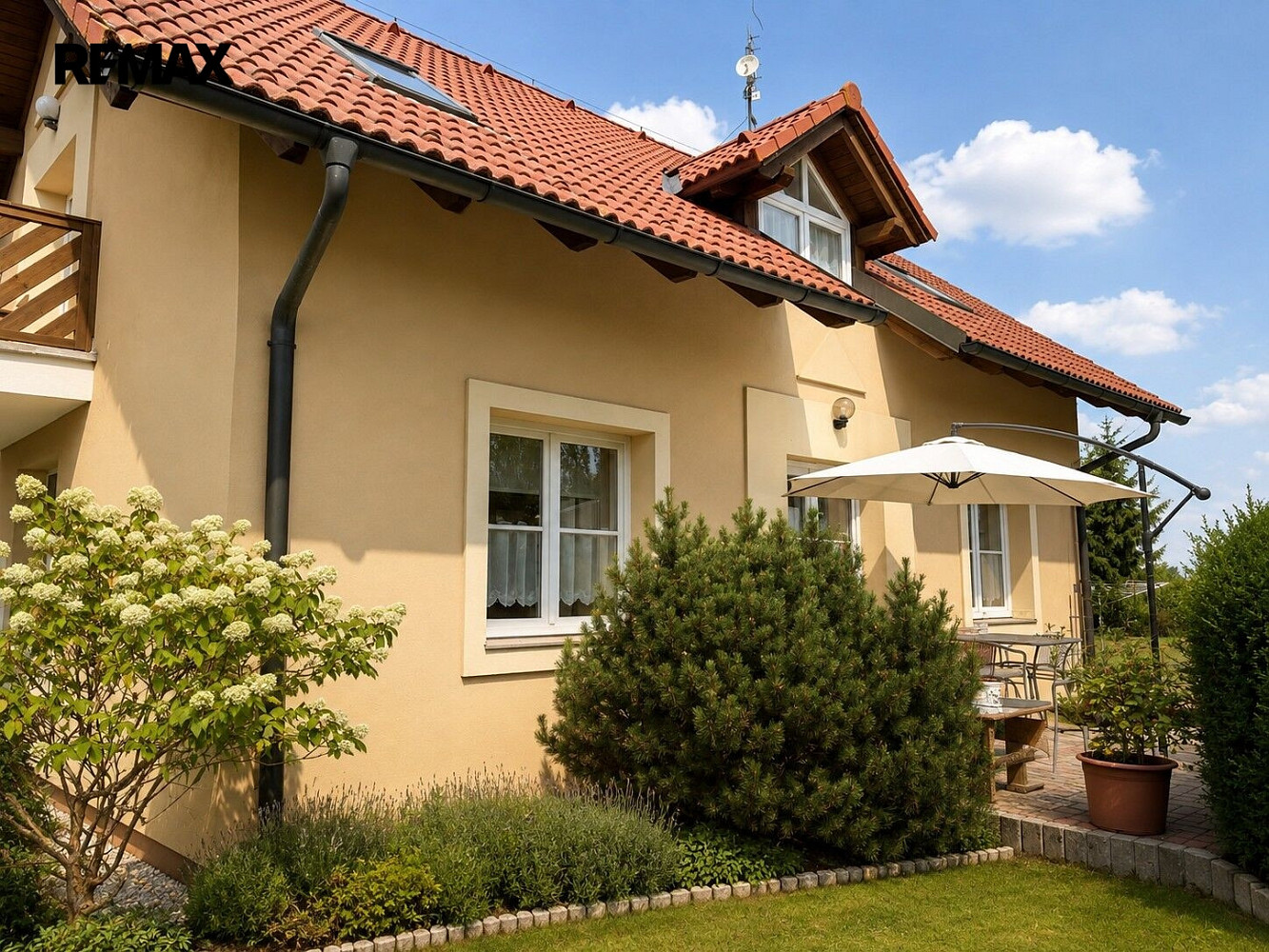 Prodej domu 184 m² s pozemkem 1 173 m²
