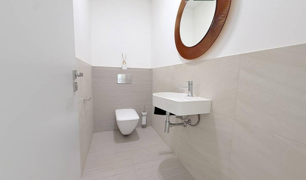 Pronájem kanceláře 122 m², Praha – náhled fotky 12