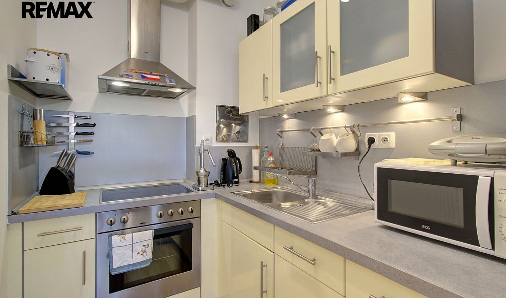 Prodej bytu 2+kk 54 m², Praha – náhled fotky 4