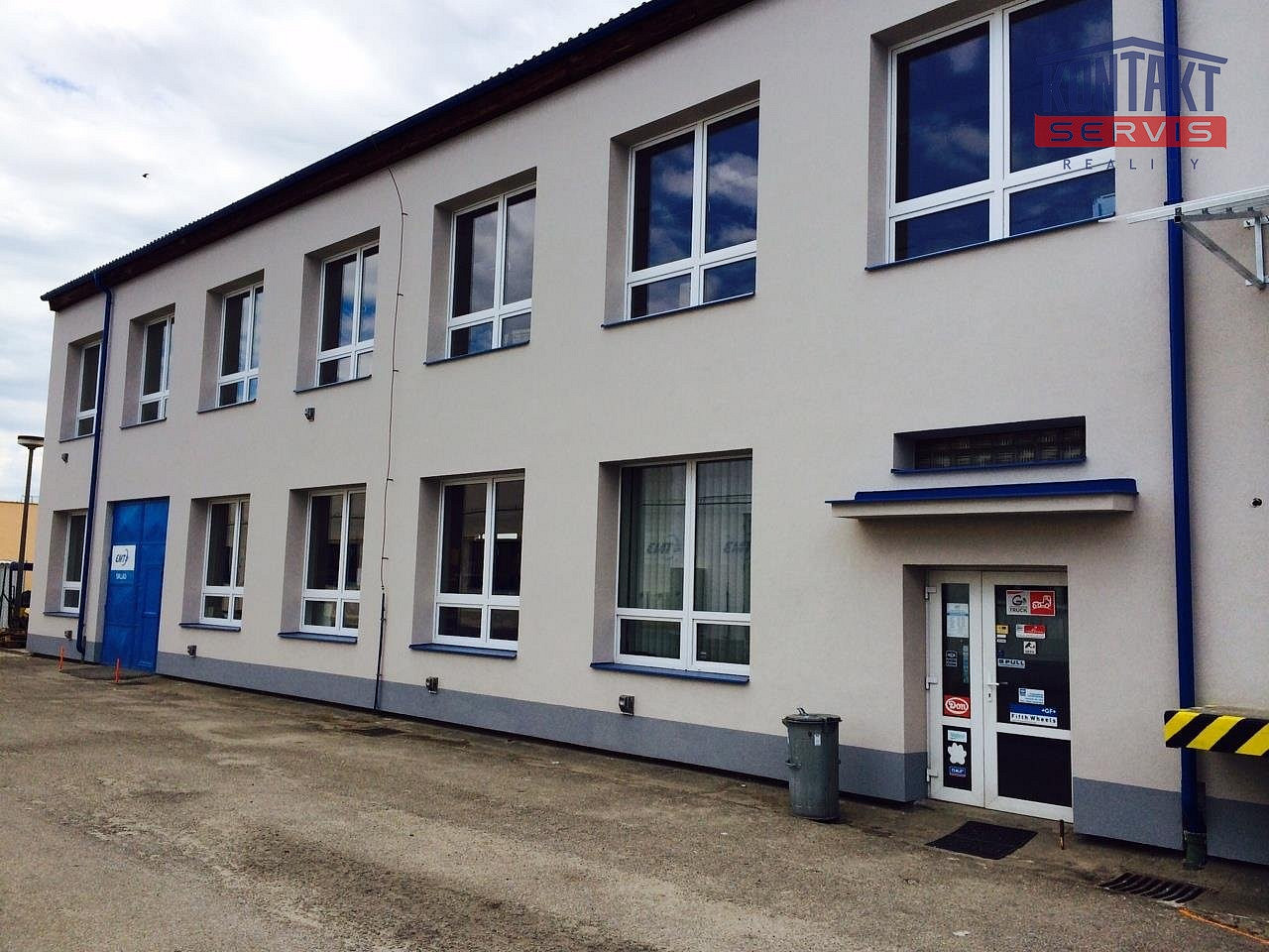 Pronájem skladovacích prostor 241 m²