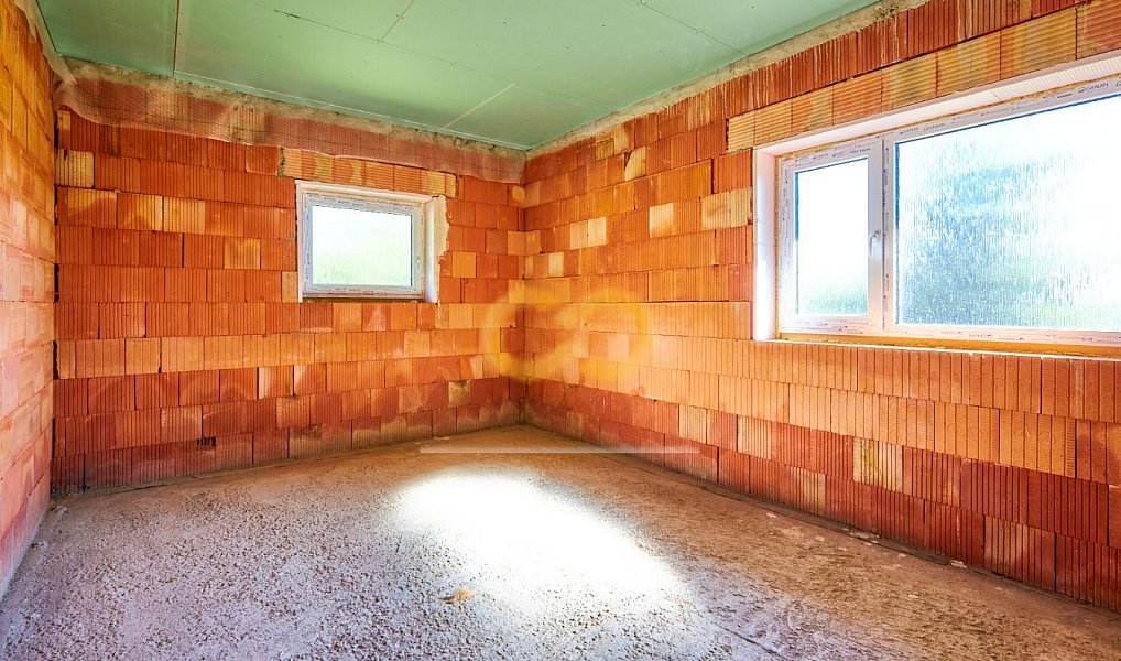 Prodej stavebního pozemku 3 880 m², Chvalovice – náhled fotky 18