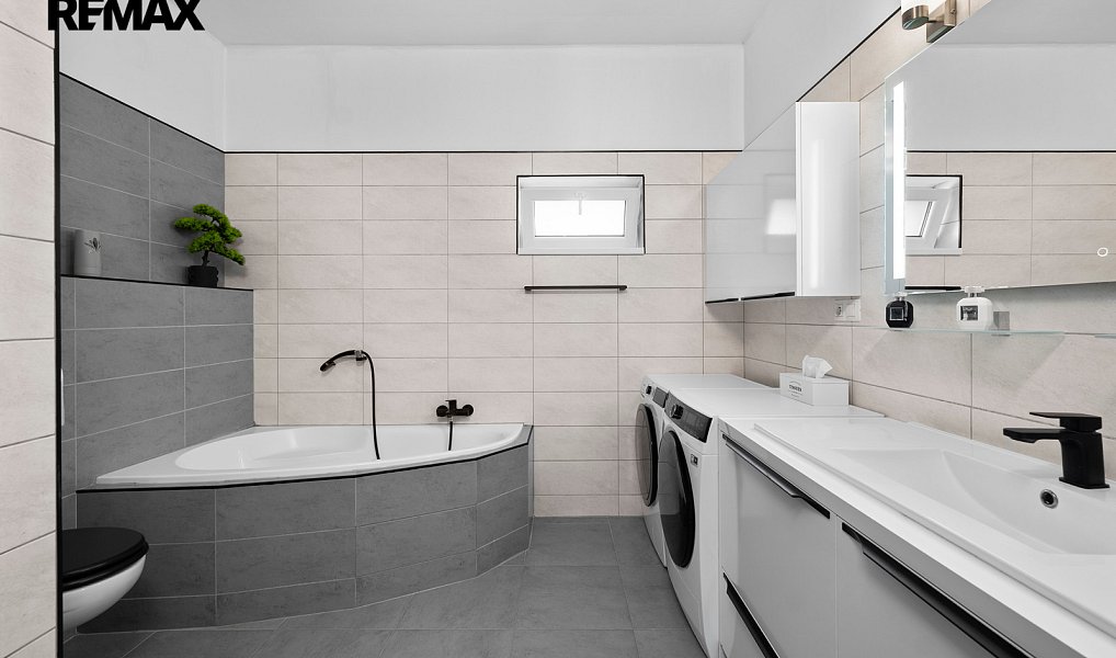Prodej domu 171 m² s pozemkem 1 730 m², Žďár – náhled fotky 23