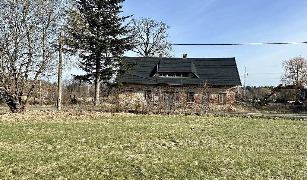 Prodej domu 173 m² s pozemkem 8 675 m², Staré Křečany – náhled fotky 3
