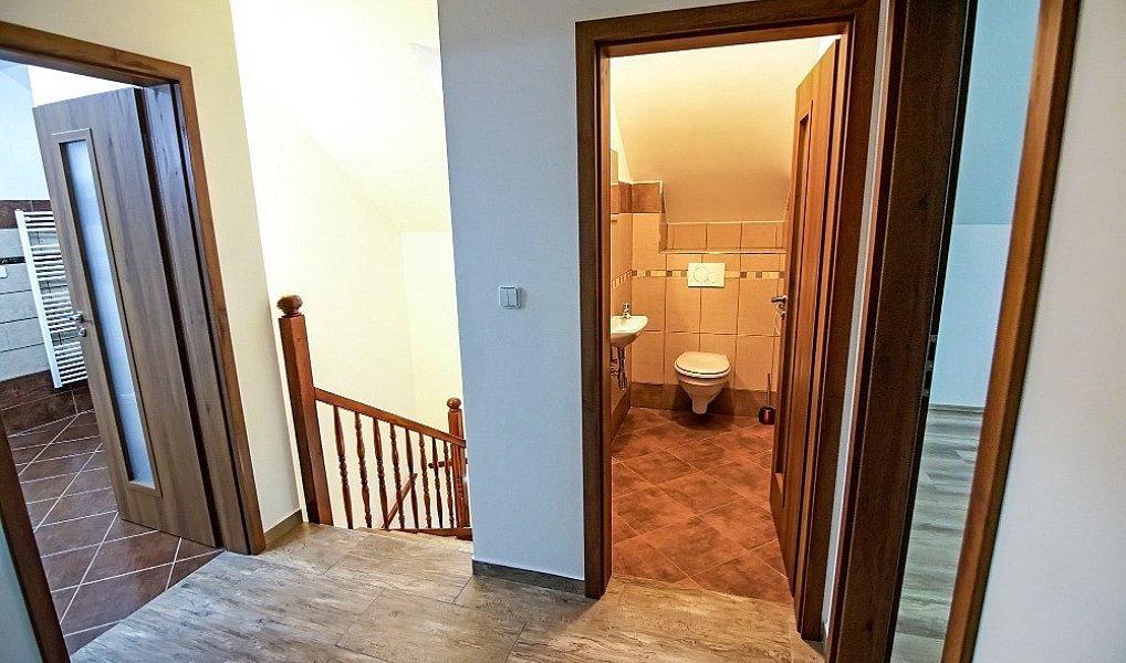 Pronájem bytu 4+kk 155 m², Šestajovice – náhled fotky 6