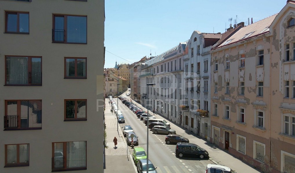 Pronájem kanceláře 368 m², Praha – náhled fotky 13