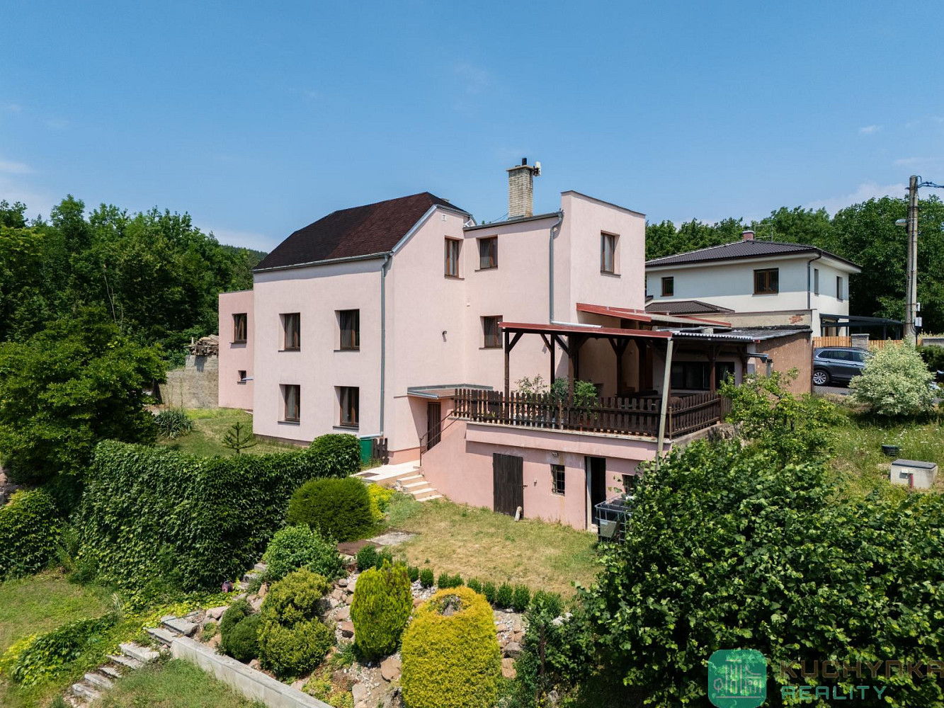 Prodej domu 265 m² s pozemkem 1 277 m²