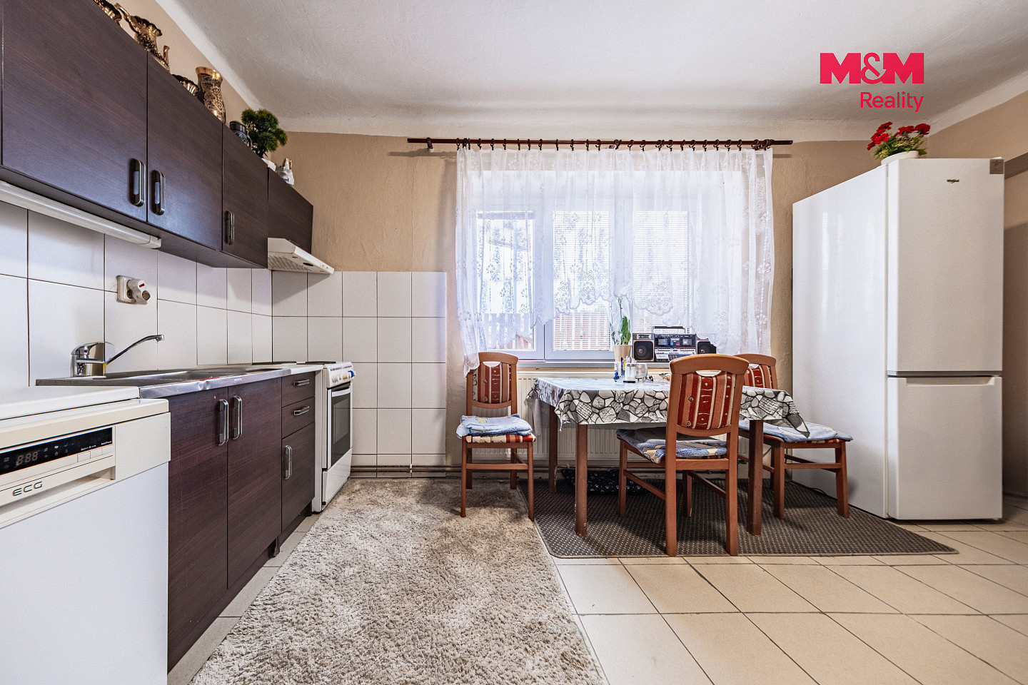 Prodej domu 105 m² s pozemkem 641 m² – fotografie 2