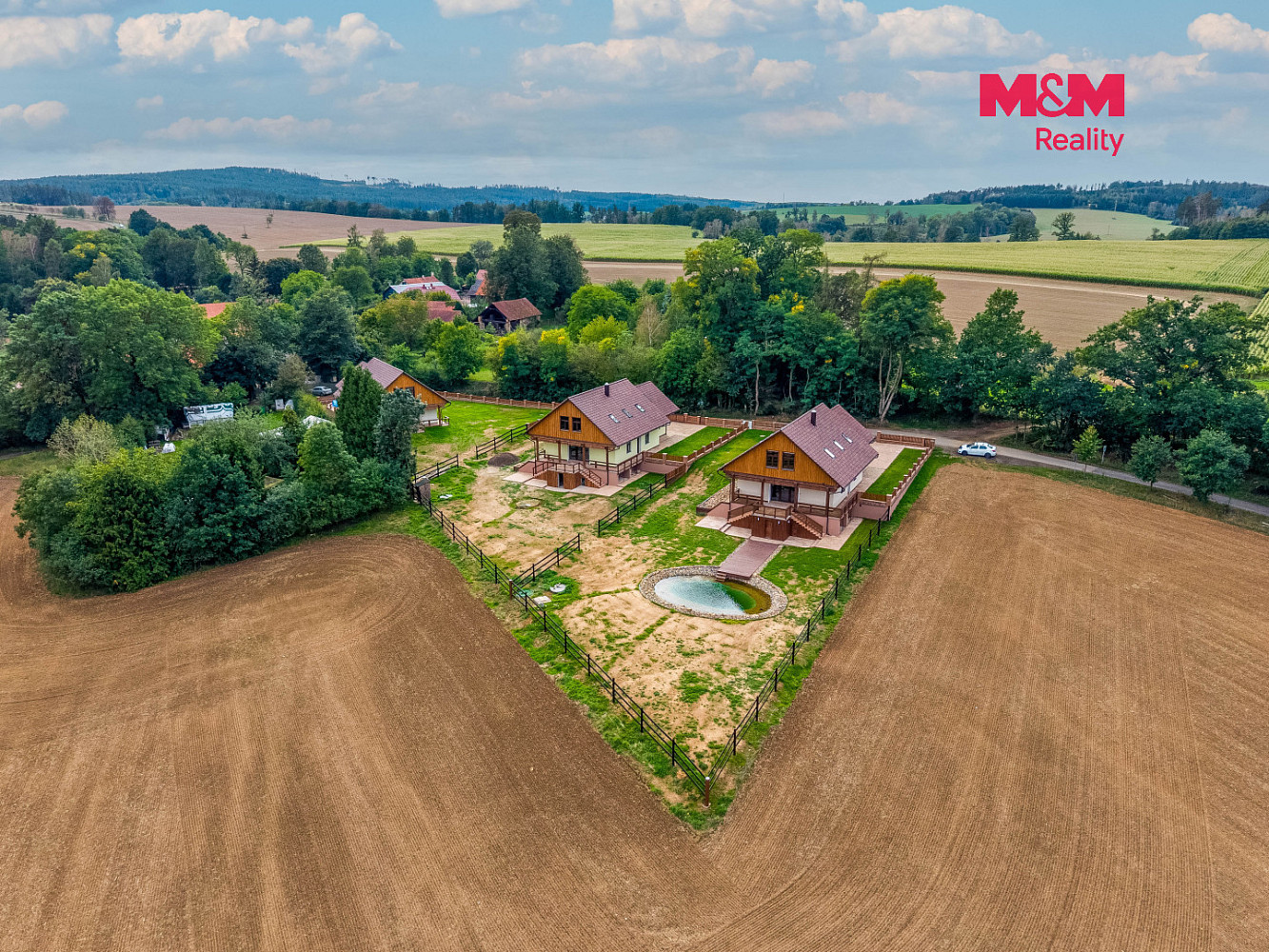 Prodej domu 221 m² s pozemkem 1 199 m² – fotografie 4