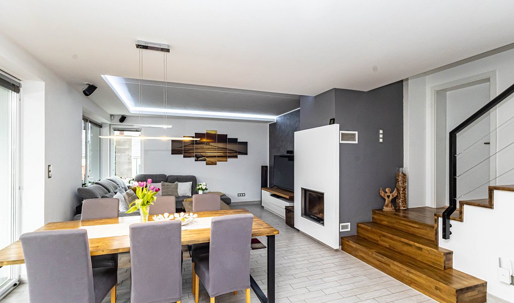 Prodej vily 318 m² s pozemkem 981 m², Stehelčeves – náhled fotky 8