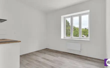 Prodej bytu 1+kk 19 m², Praha 4 - Záběhlice