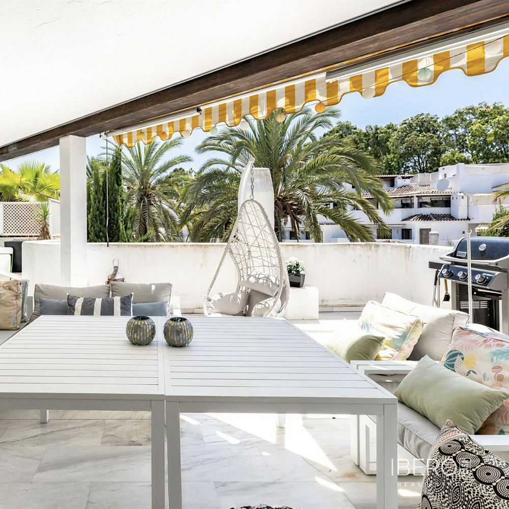 Piso 5+kk – Marbella, Elviria - Vista 2