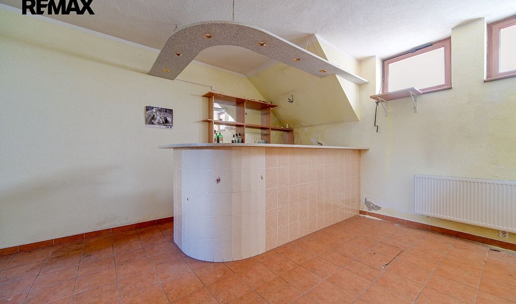 Prodej domu 332 m² s pozemkem 104 m², Aš – náhled fotky 7