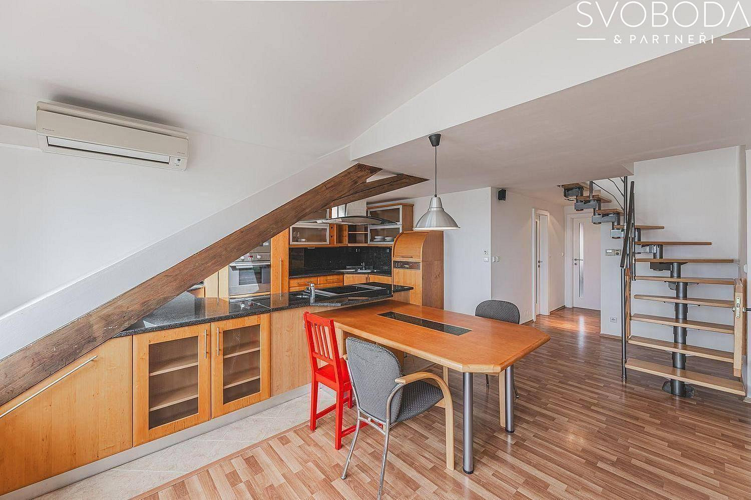 Pronájem bytu 3+kk 107 m² – fotografie 4