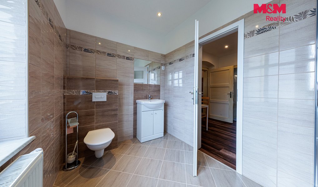Pronájem bytu 1+1 33 m², Karlovy Vary – náhled fotky 3