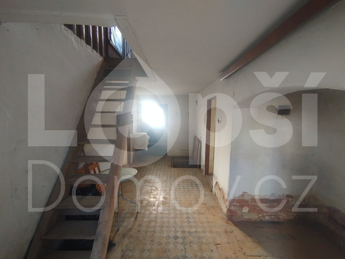 Prodej domu 200 m² s pozemkem 910 m² – fotografie 4