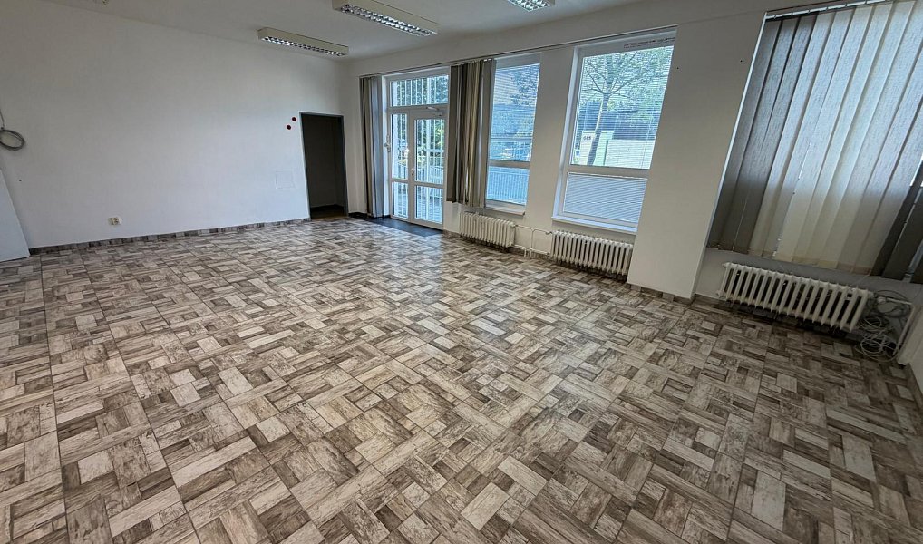 Pronájem kanceláře 167 m², Most – náhled fotky 6