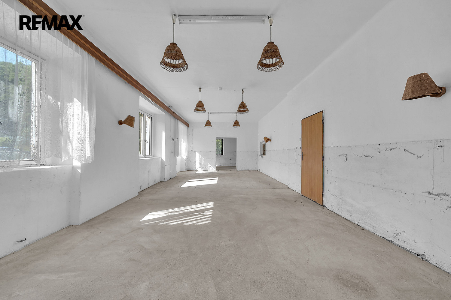 Prodej ubytovacího objektu 722 m² - Vista 2