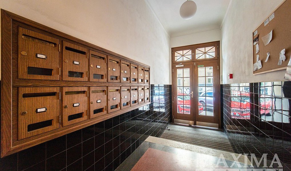 Prodej bytu 3+1 136 m², Praha – náhled fotky 18