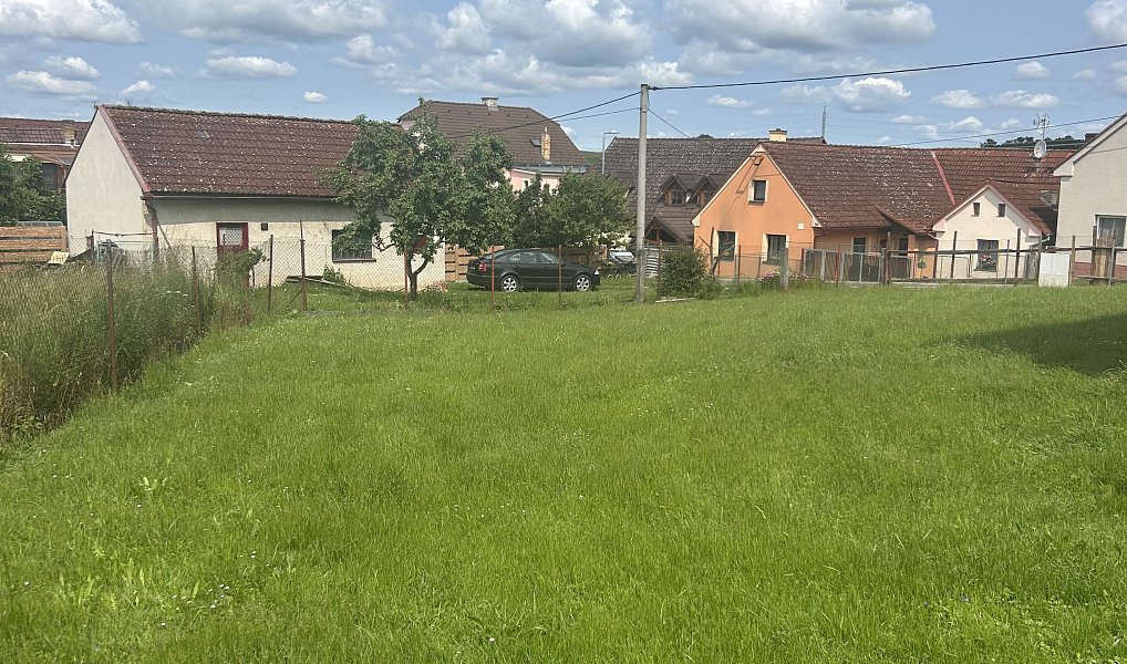Prodej stavebního pozemku 839 m², Milínov – náhled fotky 11