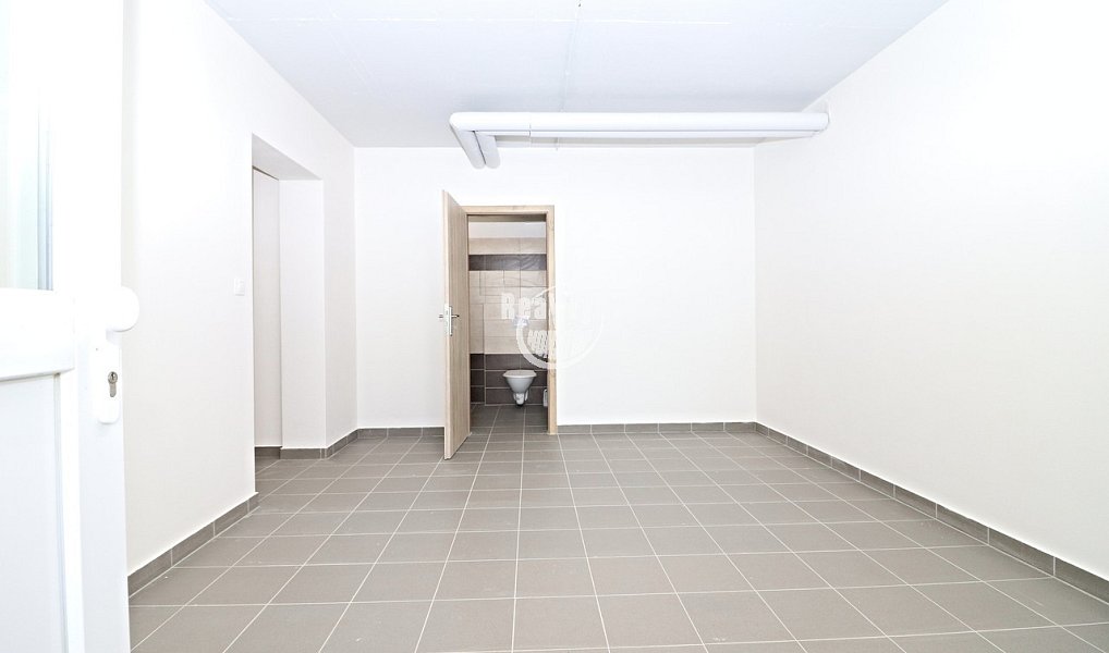 Pronájem kanceláře 49 m², Jihlava – náhled fotky 3