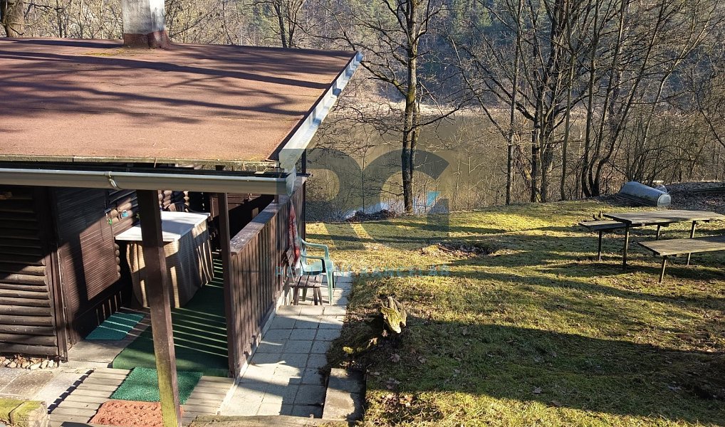Prodej chaty/chalupy 15 m² s pozemkem 15 m², Albrechtice nad Vltavou – náhled fotky 9