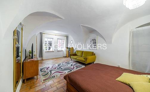 Prodej bytu 1+1 57 m², Sněmovní, Praha 1 - Malá Strana
