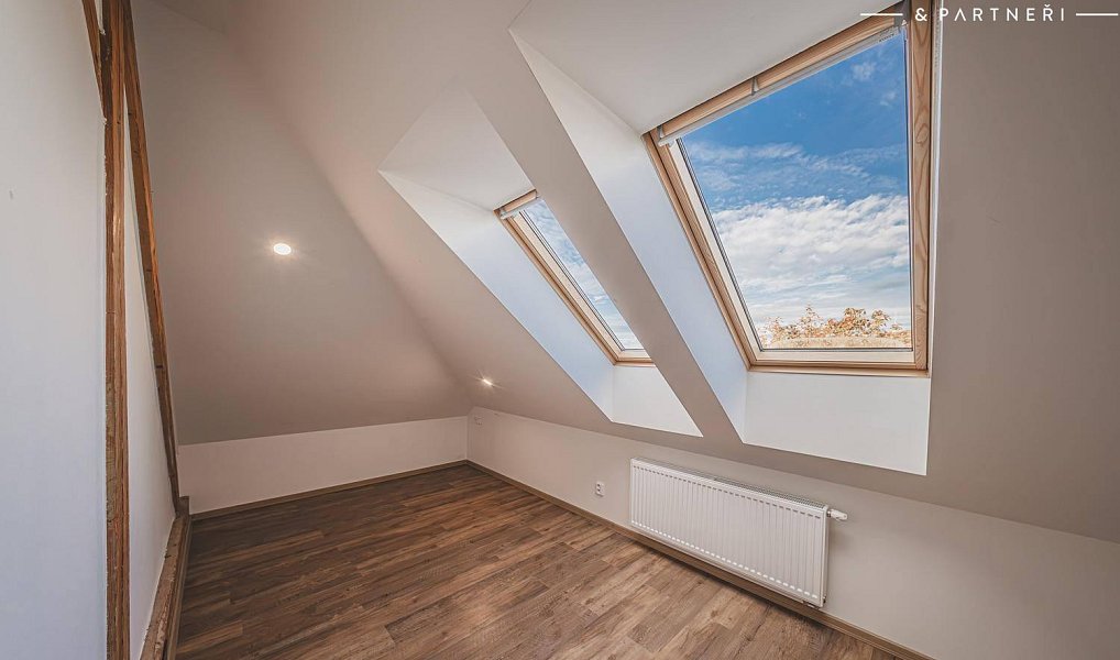 Pronájem bytu 3+kk 94 m², Hradec Králové – náhled fotky 2