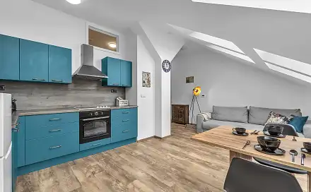 Pronájem bytu 1+kk 37 m², Železničního pluku, Pardubice - Zelené Předměstí