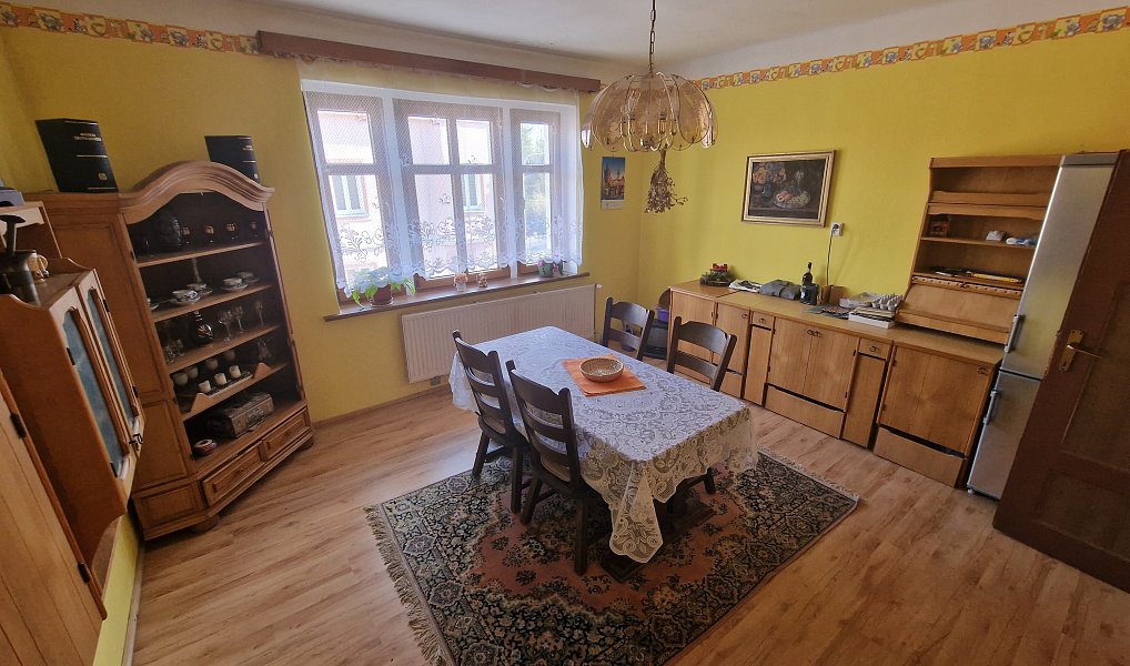 Prodej domu 207 m² s pozemkem 712 m², Kynšperk nad Ohří – náhled fotky 27