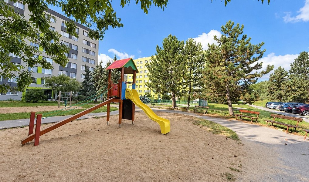 Prodej bytu 3+1 75 m², Praha – náhled fotky 18