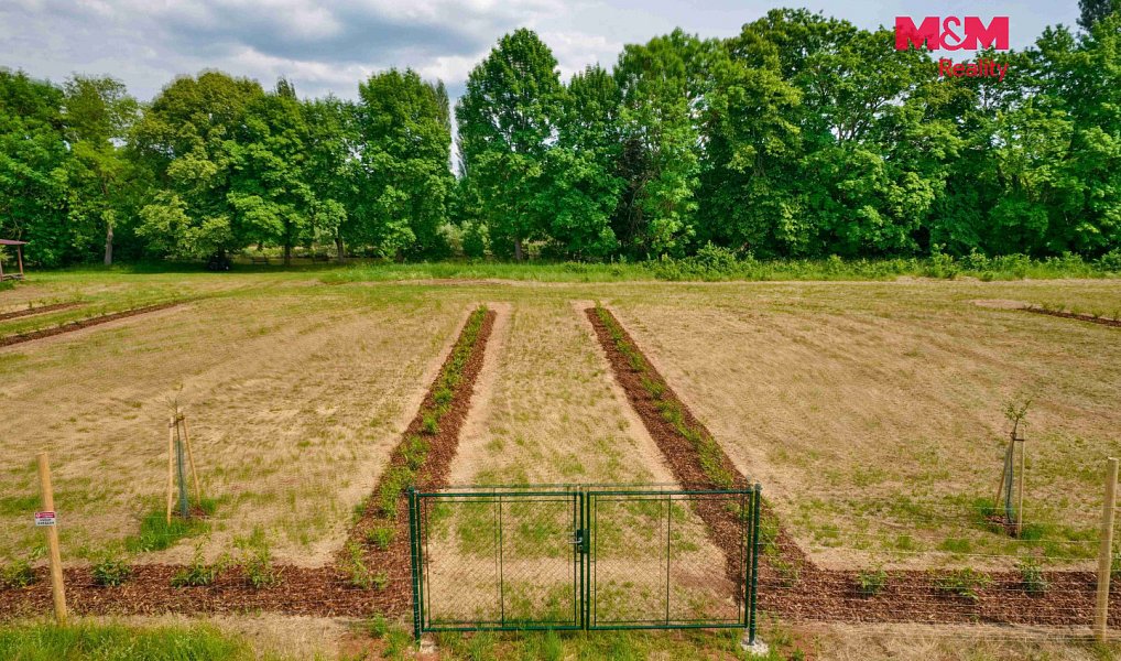 Prodej zahrady 500 m², Hradec Králové – náhled fotky 5