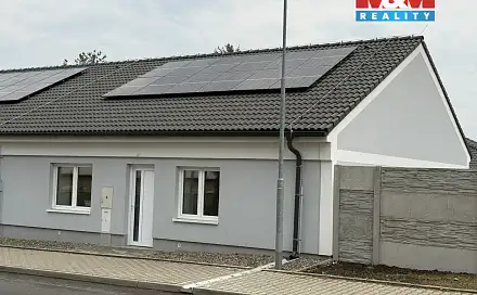 Prodej domu 120 m² s pozemkem 358 m², Doupovská, Podbořany, okres Louny