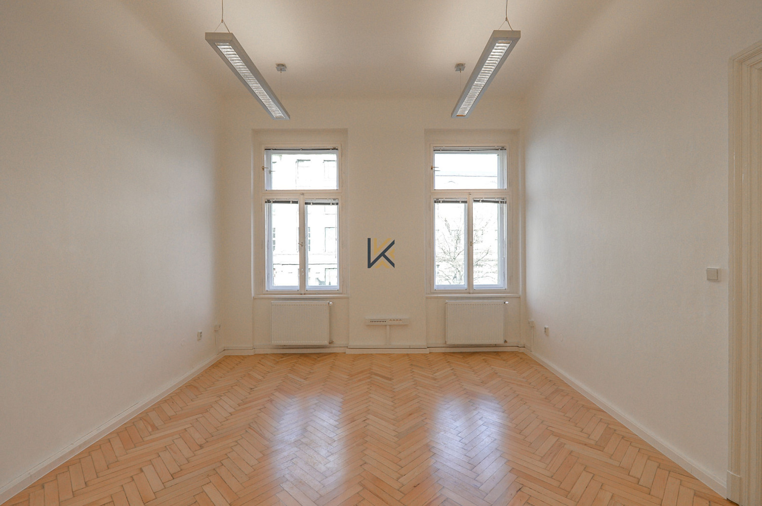 Pronájem kanceláře 104 m² – fotografie 3