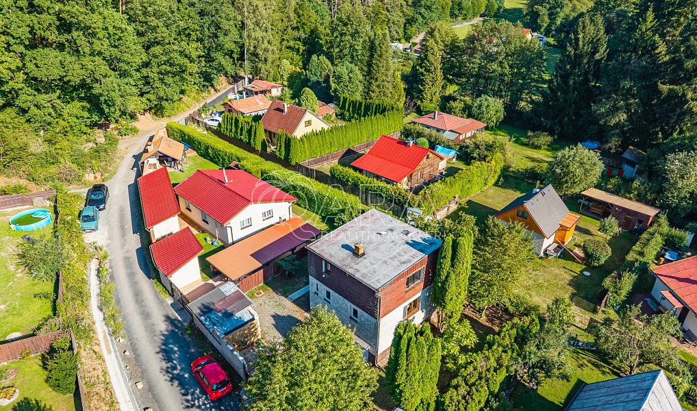 Prodej chaty/chalupy 120 m² s pozemkem 488 m², Černé Voděrady – náhled fotky 6