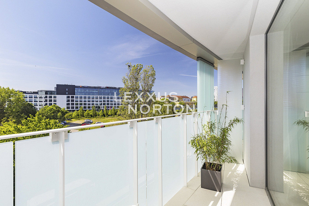 Pronájem bytu 1+kk 32 m² – fotografie 3