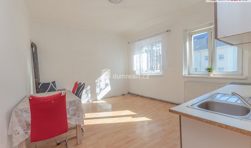 Prodej domu 360 m² s pozemkem 657 m², Králův Dvůr – náhled fotky 16