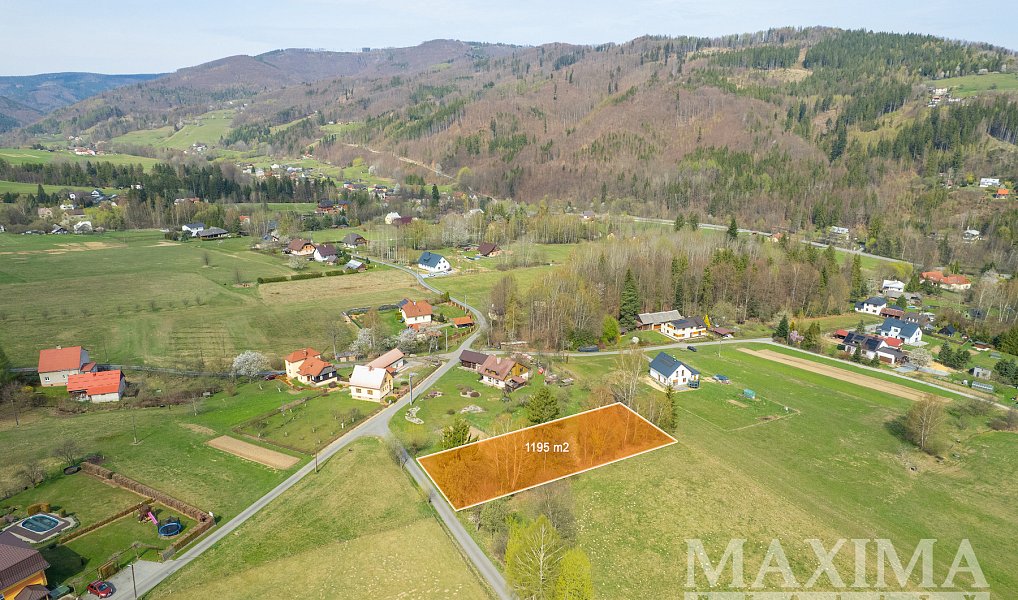 Prodej stavebního pozemku 1 195 m², Dolní Lomná – náhled fotky 2
