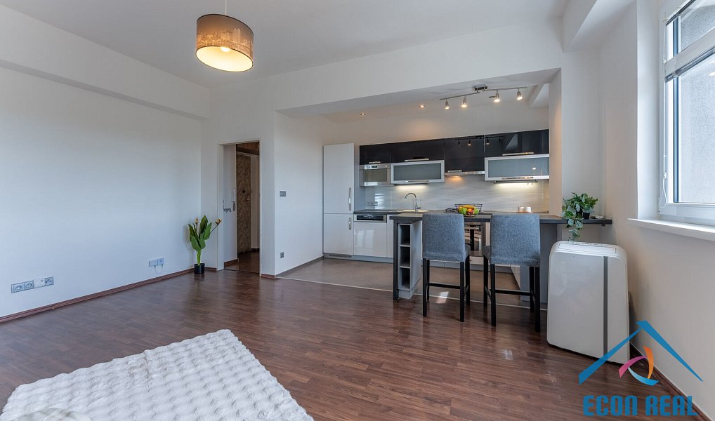 Prodej bytu 2+kk 53 m², Praha – náhled fotky 13