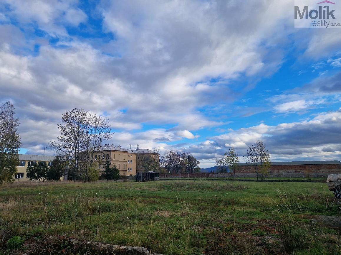 Pronájem zahrady 3 124 m² – fotografie 3
