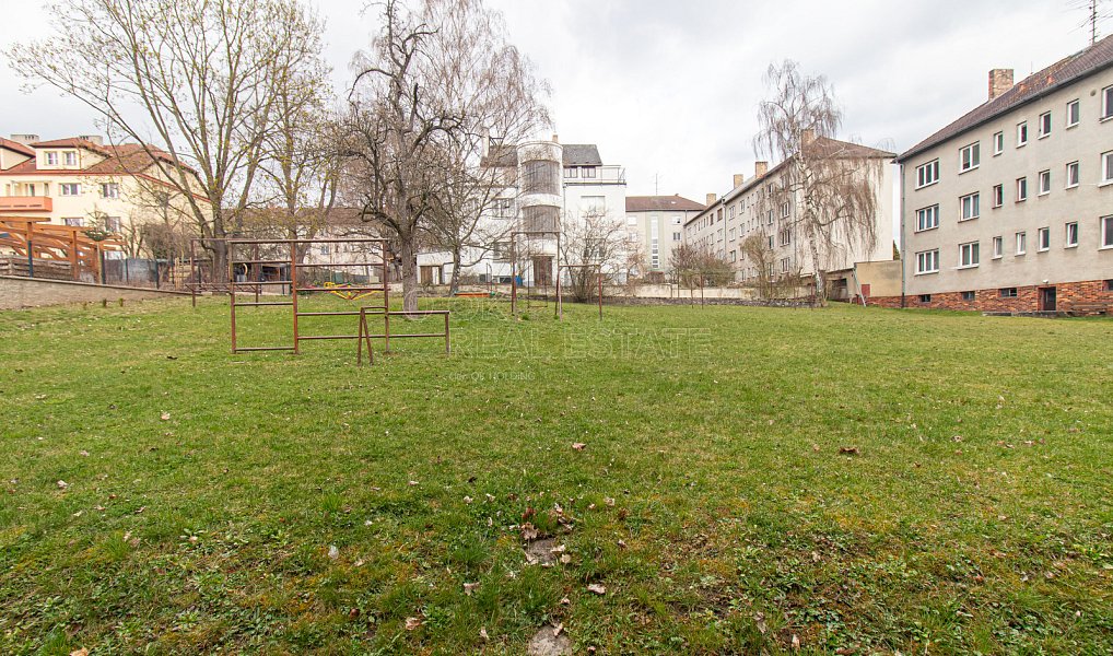 Prodej bytu 3+1 96 m², Písek – náhled fotky 25