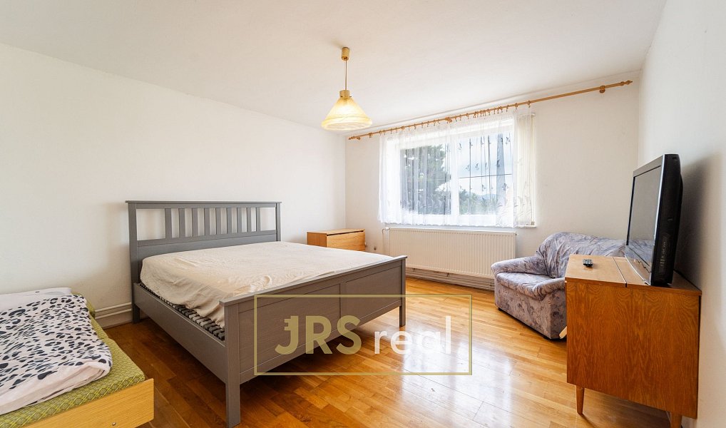 Prodej domu 220 m² s pozemkem 795 m², Popice – náhled fotky 3