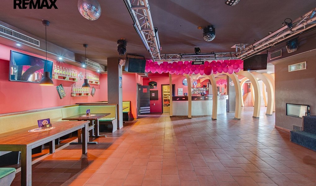 Prodej restaurace 600 m², Aš – náhled fotky 13