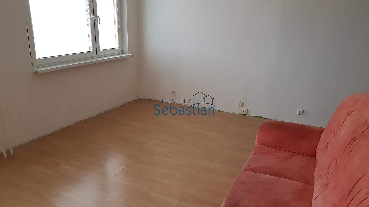 Pronájem bytu 1+kk 32 m² – fotografie 3