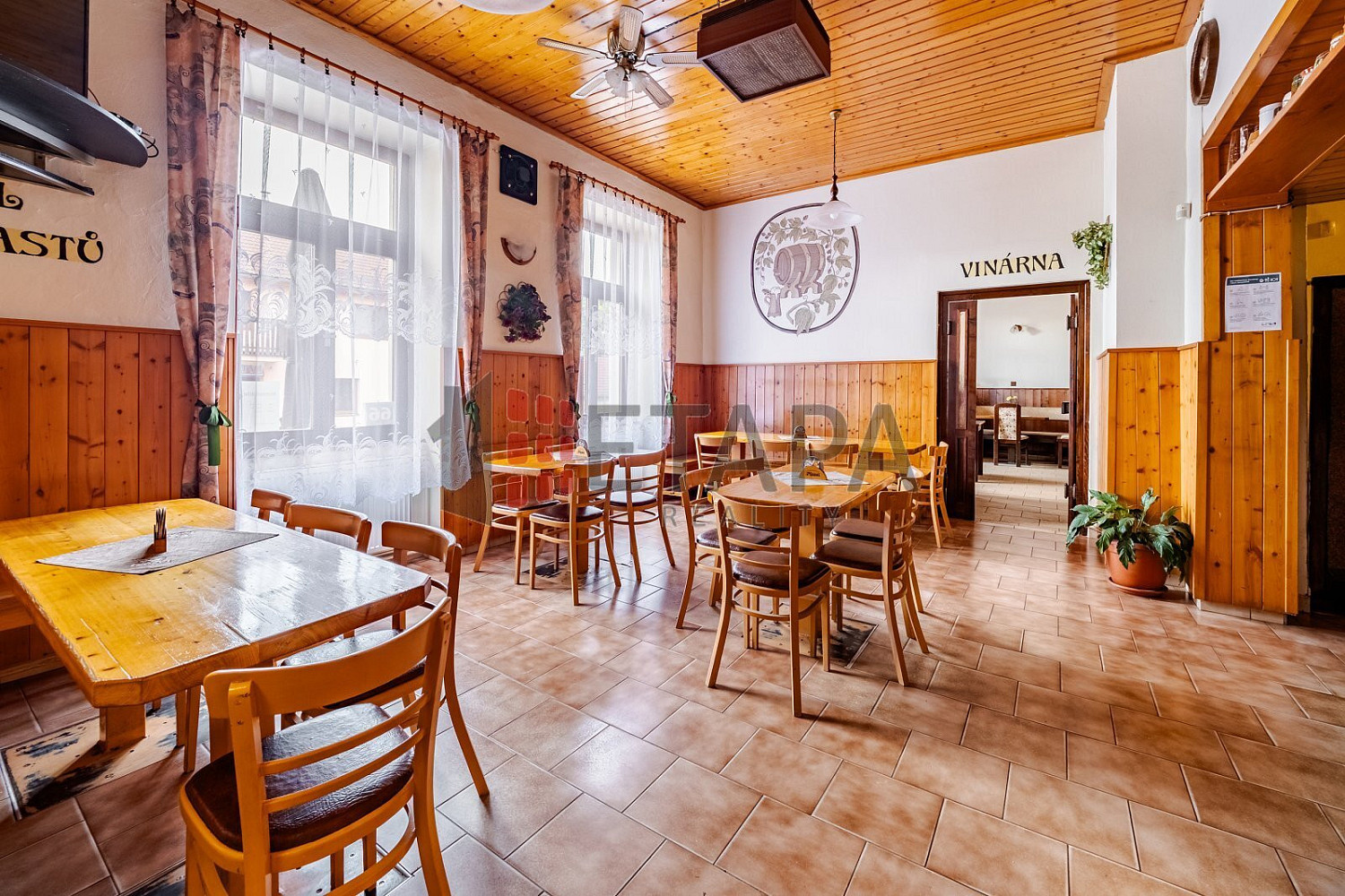 Prodej ubytovacího objektu 432 m² — photo 3