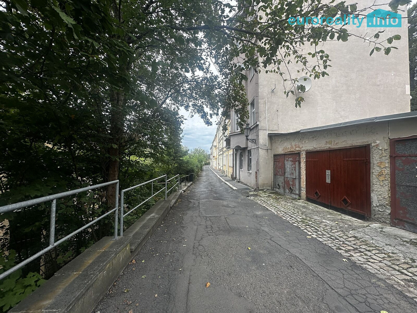 Prodej, garáž, 20 m2, Karlovy Vary, Nebozízek - lázeňské území – fotografie 3
